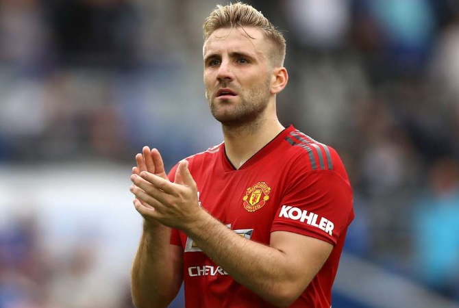 Shaw Signs Manchester United Contract Extension